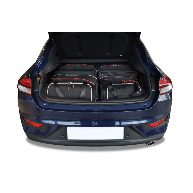 HYUNDAI i30 FASTBACK 2017+ CAR BAGS SET 4 PCS